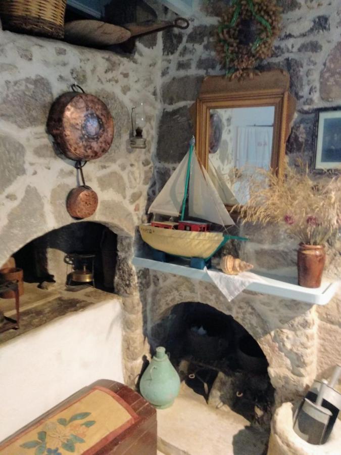 Old Traditional House Mandráki Kültér fotó